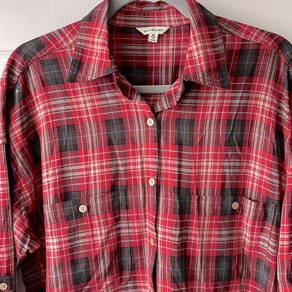 3/$10 Max Studio Plaid Long Sleeve Button Down Shirt | Medium - Picture 4 of 13